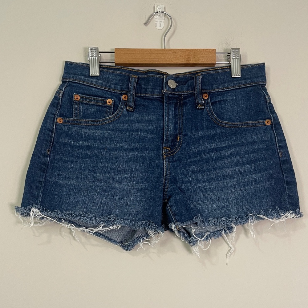 GAP Womens Jean Shorts Size 26 Blue 3" Short Dark Wash Cut Off Denim